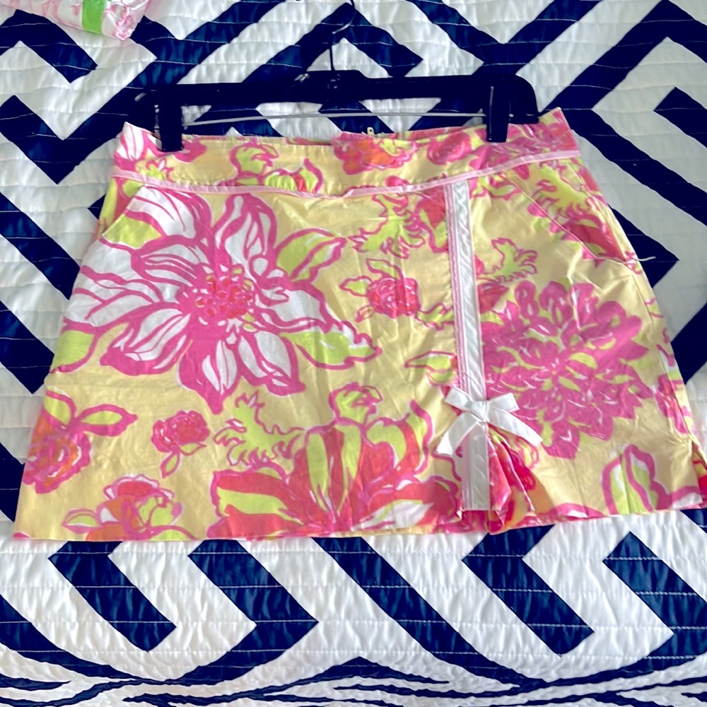 Lily Pulitzer skort EUC size 2
